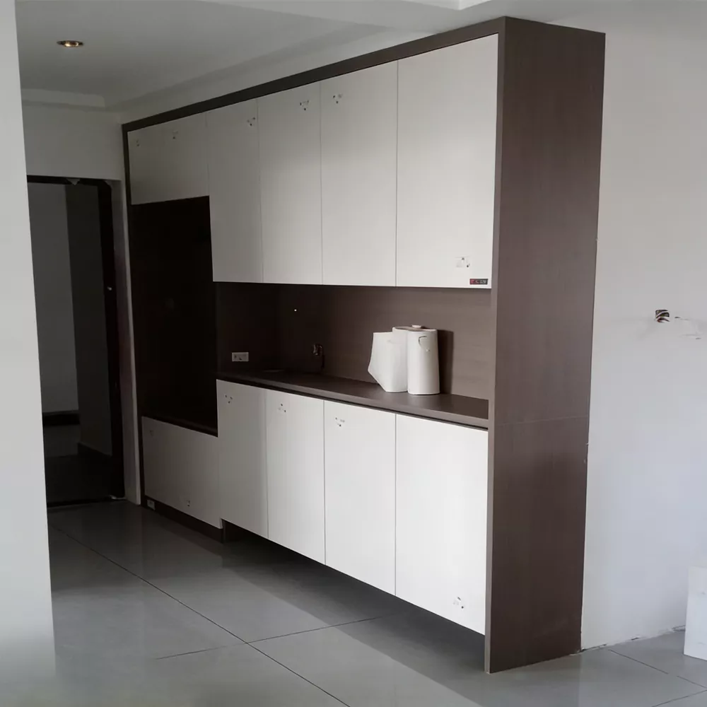 सुवासिक देवदार लाकूड wardrobes